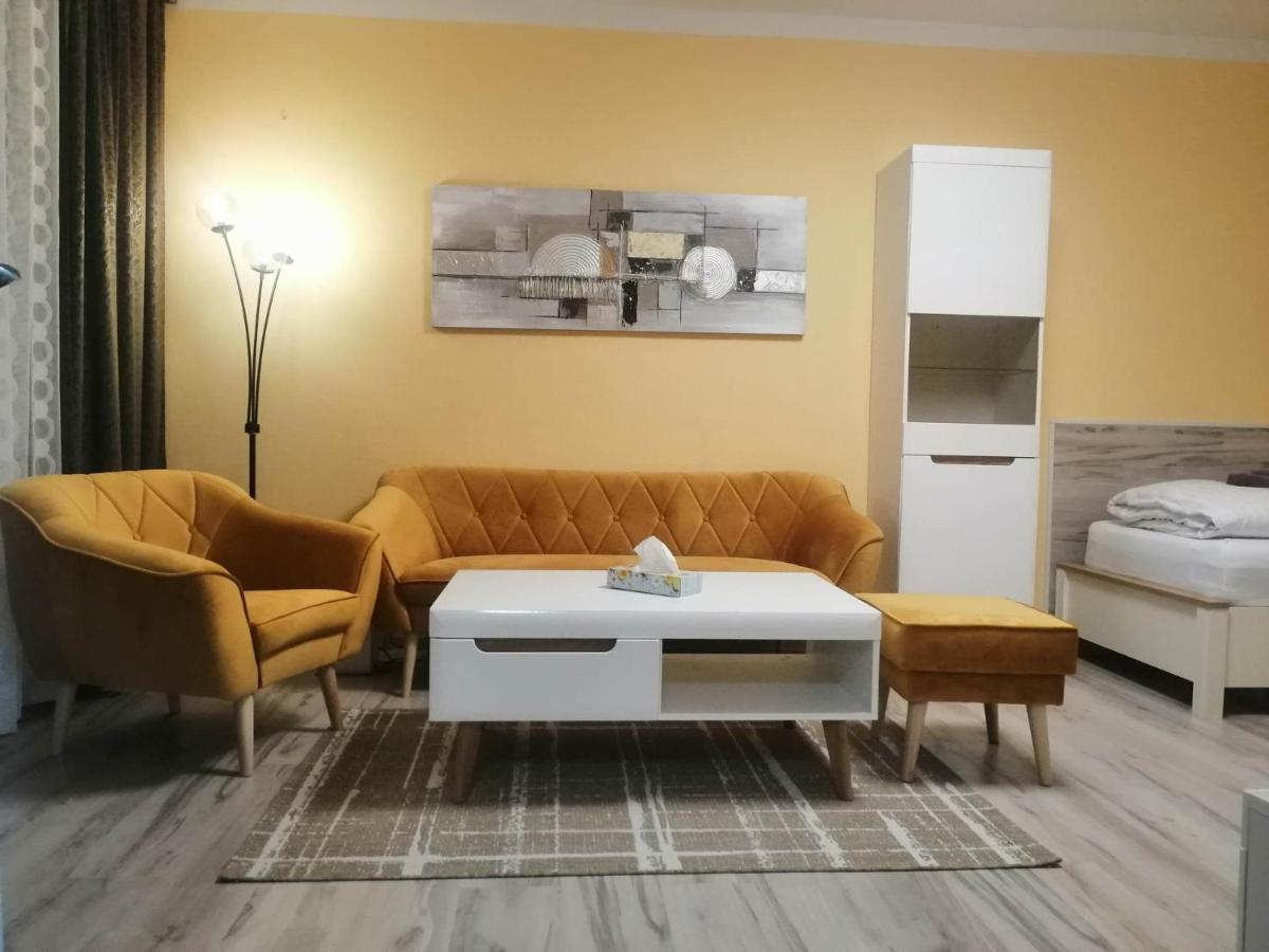 פופראד Apartman West מראה חיצוני תמונה