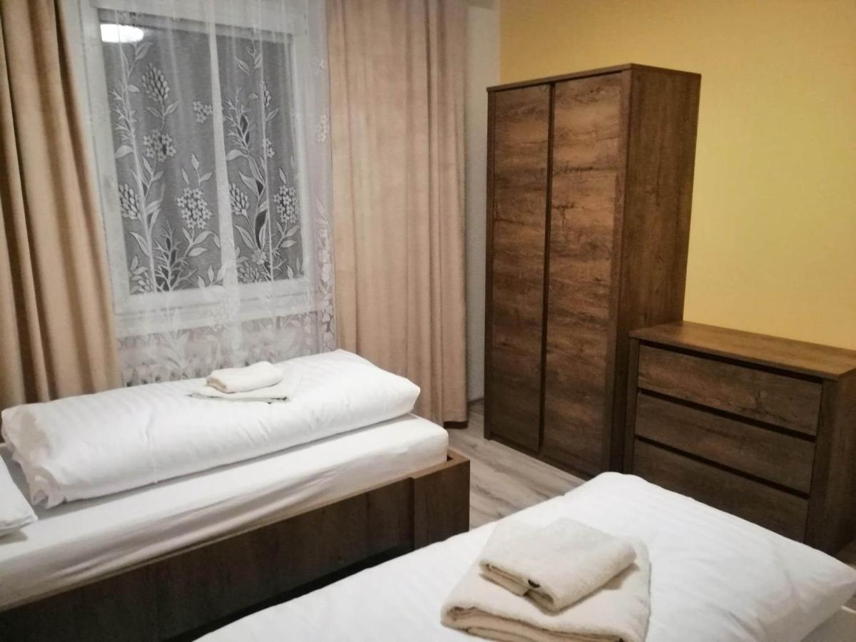 פופראד Apartman West מראה חיצוני תמונה